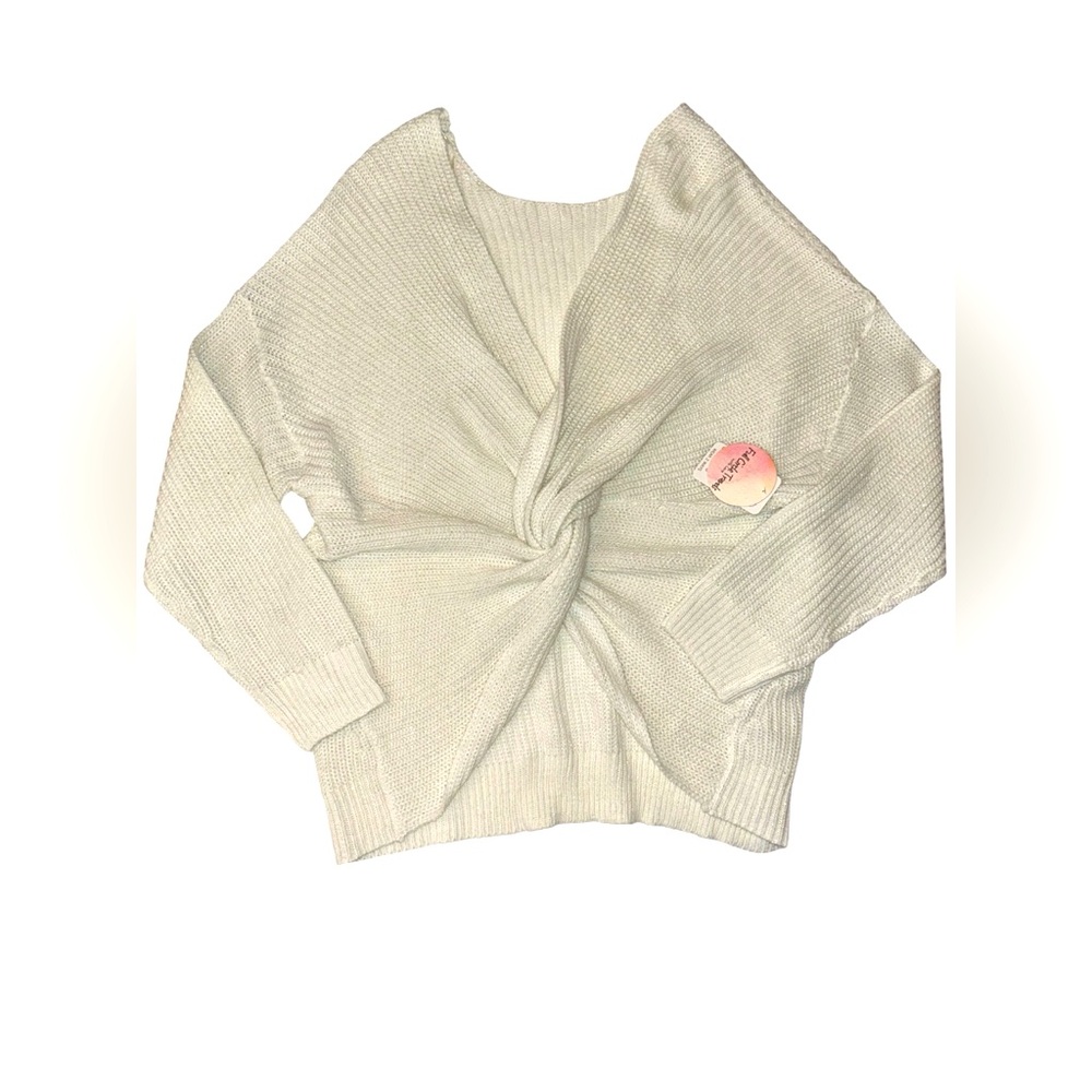 Full Circle Trends twist front sweater 3X